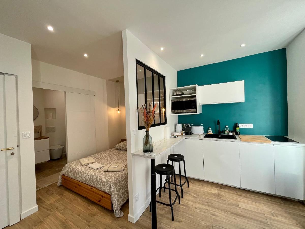 Апартаменты Cocon Chic Du Vieux Port - Clim Марсель Экстерьер фото